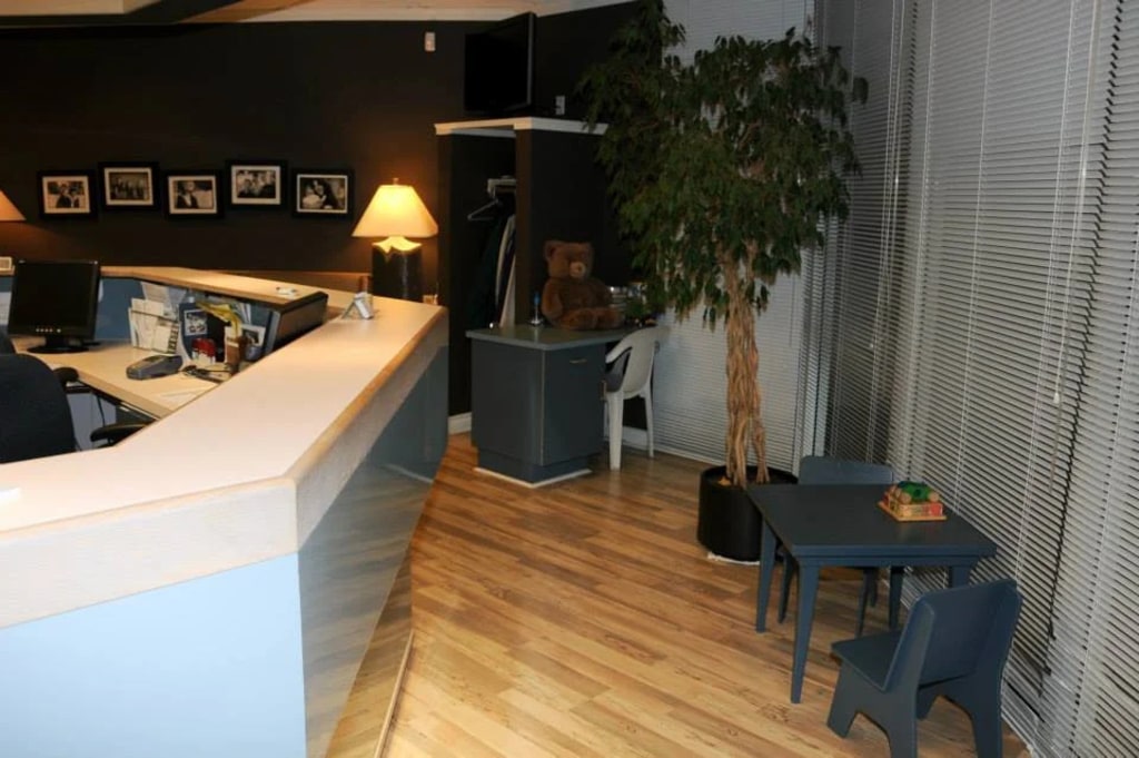 West Vancouver Office – Reception