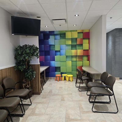 Salle d’attente chez Clinique dentaire Beaumont, Michaud et Associés