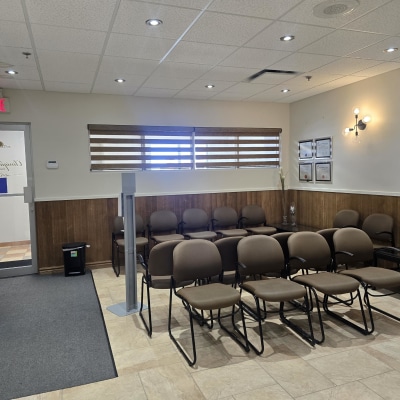 Salle d’attente chez Clinique dentaire Beaumont, Michaud et Associés