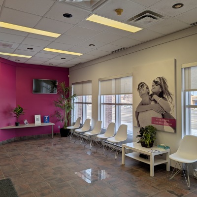 Salle d’attente chez Clinique dentaire Sourire Santé