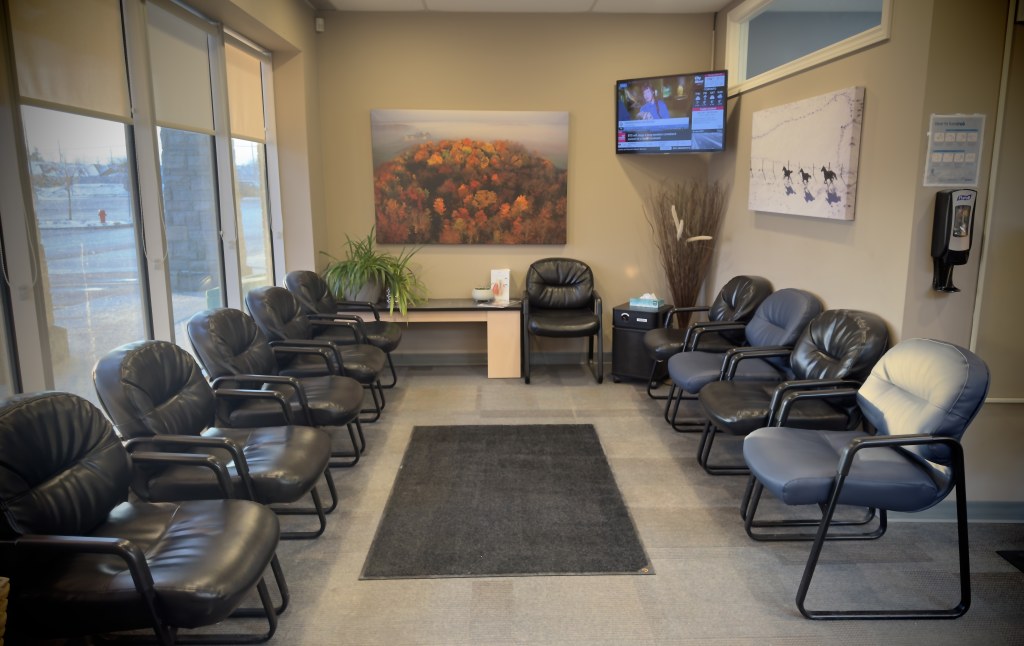 Waiting room at Laurelwood Family Dentistry