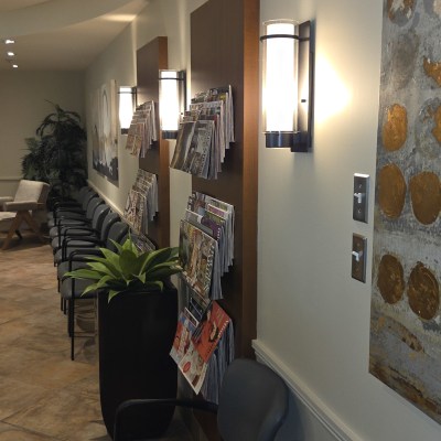 Waiting area at Reception area at Boucher Levesque Maltais Dental Centre