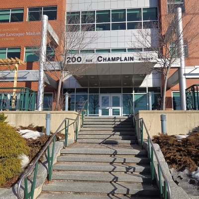 Exterior of Boucher Levesque Maltais Dental Centre