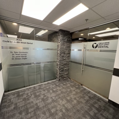 Lobby at Circle Drive & 8th Street Dental