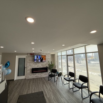 Waiting area at KMA Dental