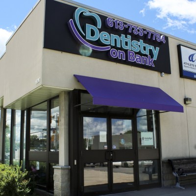 Dentistry on Bank Exterior