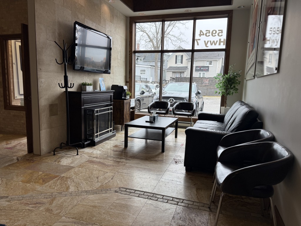 Waiting area at Markham 7 Dental