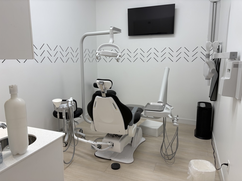 Treatment room at Dawson Dental