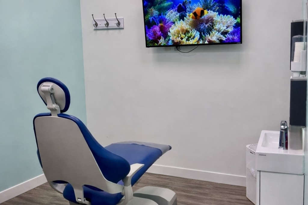 Treatment room at Avery Dental
