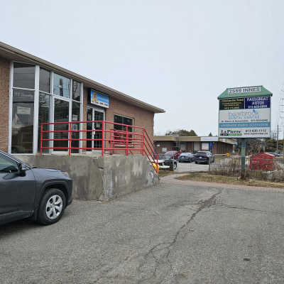 Exterior of Bearbrook Dental Centre