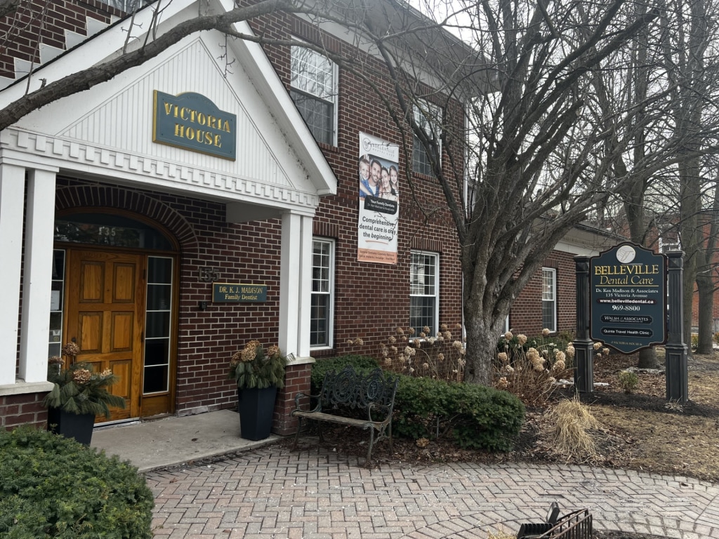 Exterior of Belleville Dental Care