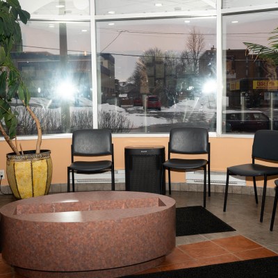 Cedars Dental Waiting area