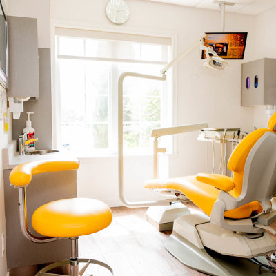 Salle de traitement chez Clinique Dentaire France Gascon