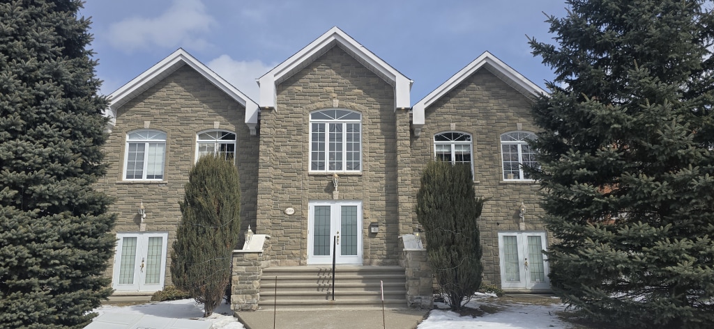 Exterior of Clinique Dentaire France Gascon