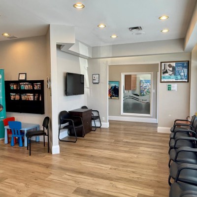 Waiting area at Dentistry On GreenLane