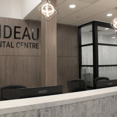 Bureau de réception chez Centre dentaire Rideau