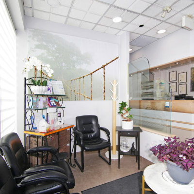 Waiting area at Canyon Creek Dental Clinic