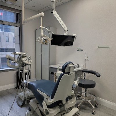 Treatment area at Yonge Street Dental