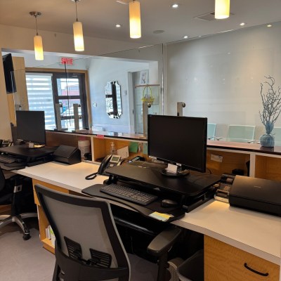 Bureau de réception chez Centre Dentaire de l'Ouest