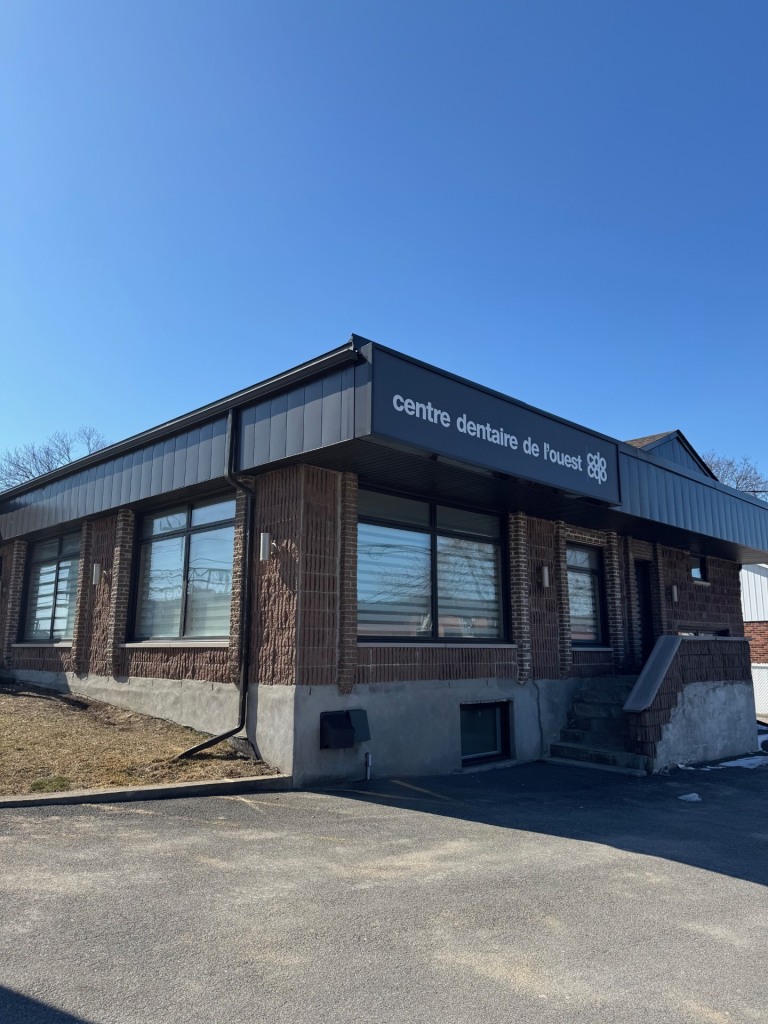 Exterior of Centre Dentaire de l'Ouest