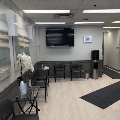 Waiting area at Allegra Dental