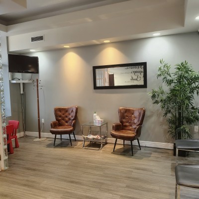 Waiting area at Kingswood Dentistry