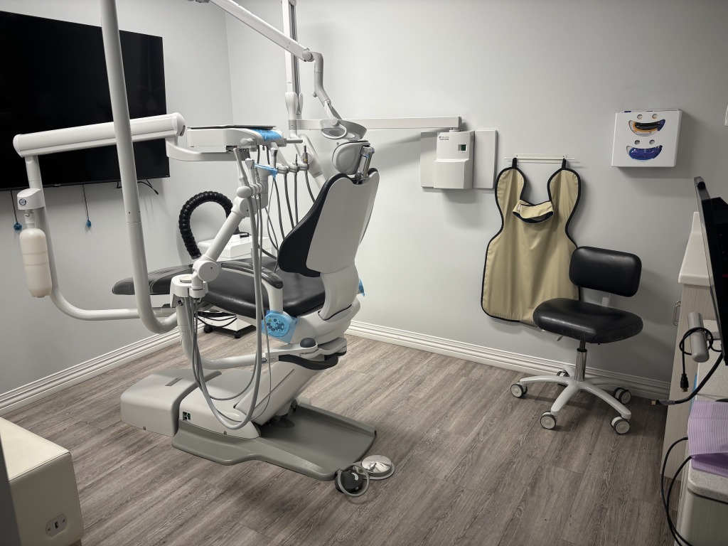 Treatment room at Accent Dental