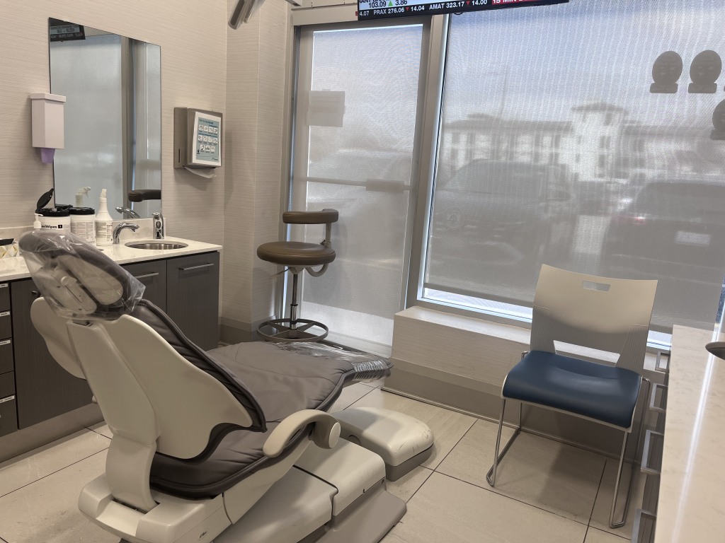 Treatment room at Bowmanville Dental