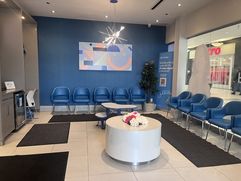 Waiting area at Bowmanville Dental