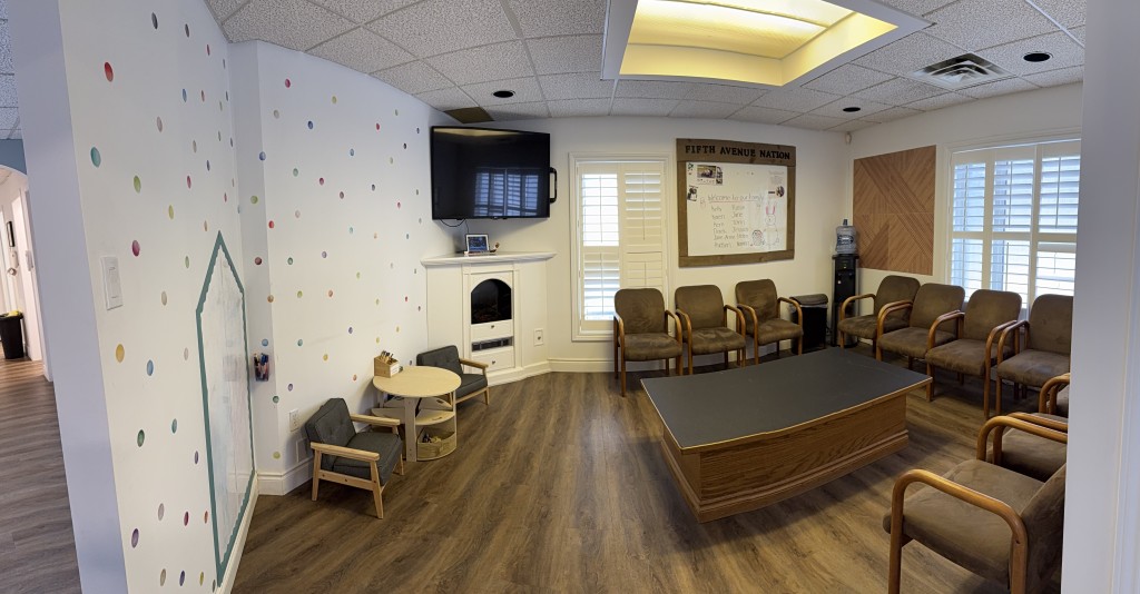 Waiting area at Fifth Avenue Dental