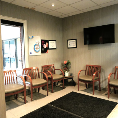 Waiting area at Country Hills Dentistry