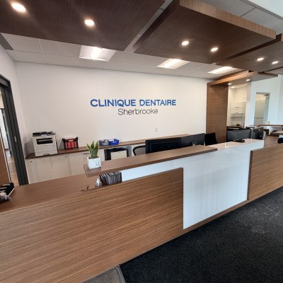 Bureau de réception chez Clinique Dentaire Sherbrooke