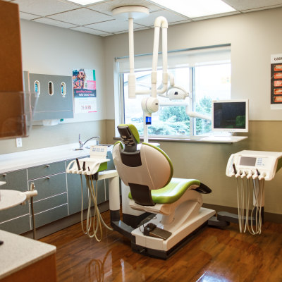 Treatment room at Pure Dental