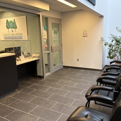 Waiting area at Lake of the Woods Dental