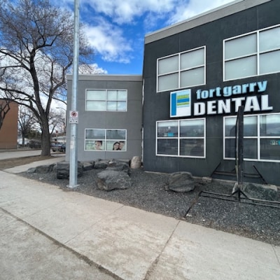 Fort Garry Dental Centre exterior