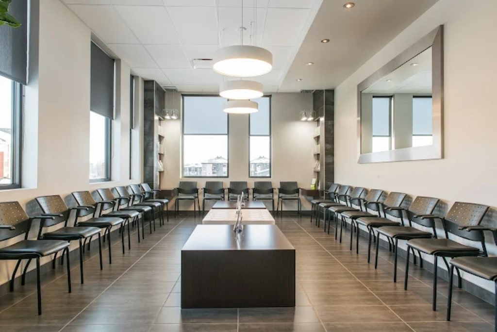 Salle d’attente chez Centre Dentaire Nicolet