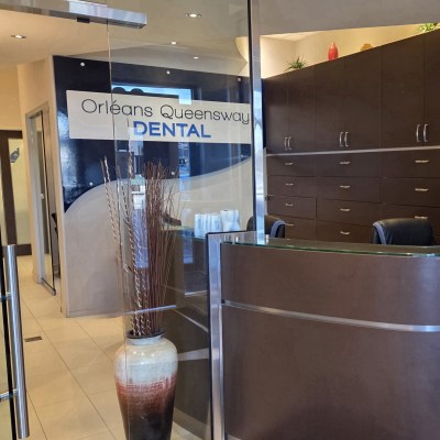 Reception area at Orléans Queensway Dental