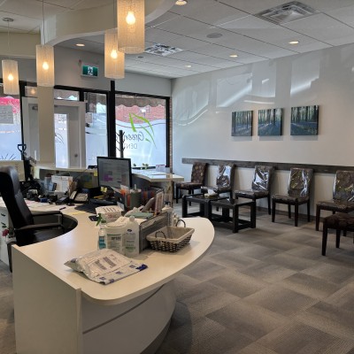 Waiting area at Greentree Dental