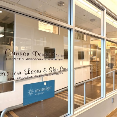 Entrance to Canyon Dental Centre