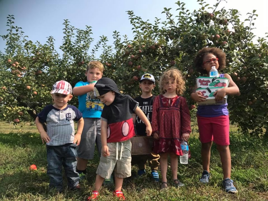 Rosh Hashanah Apple Picking 2017