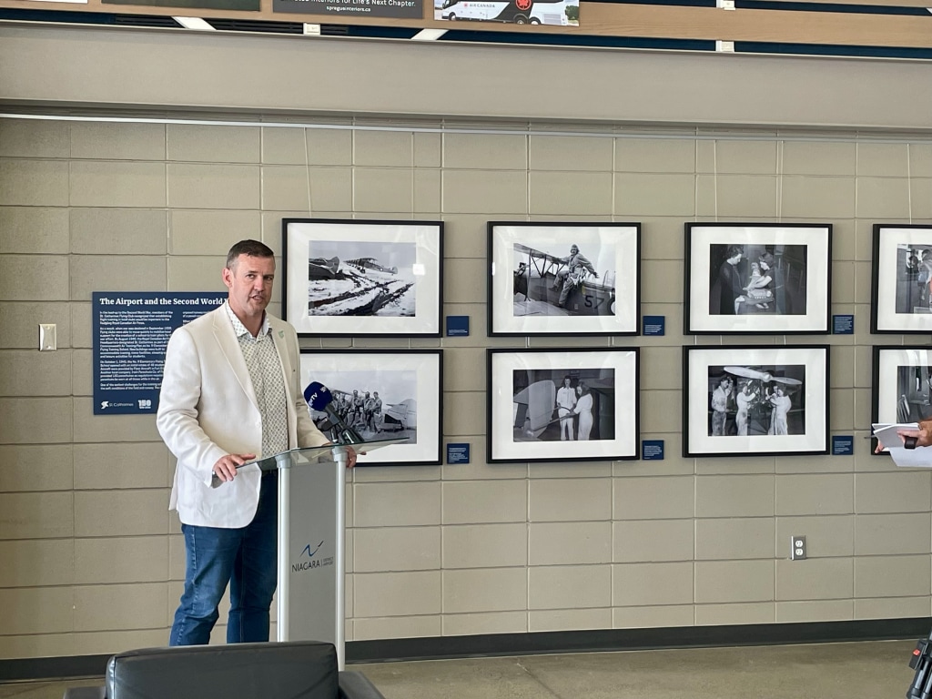 Mat Siscoe at the Niagara District Airport announcement.